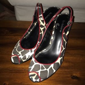 Liz Claiborne giraffe print heel
